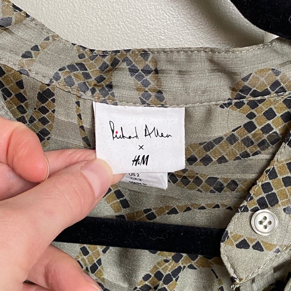 H&M green patterned tunic size 2 - Picture 3 of 4